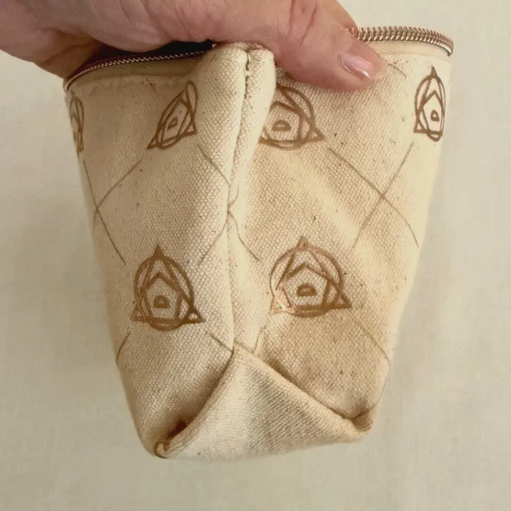 Small Beige Canvas Printed Pouch Cosmetic Bag 6x4x2 Inches Rose Gold Zipper